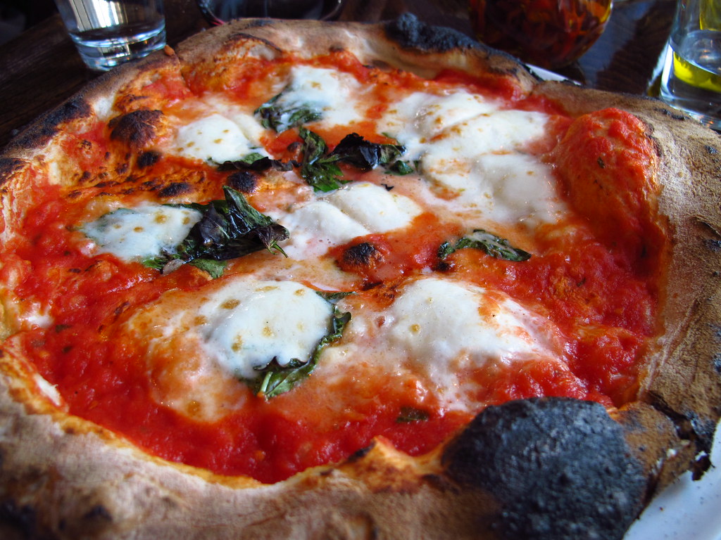 Margherita Regina 30cm