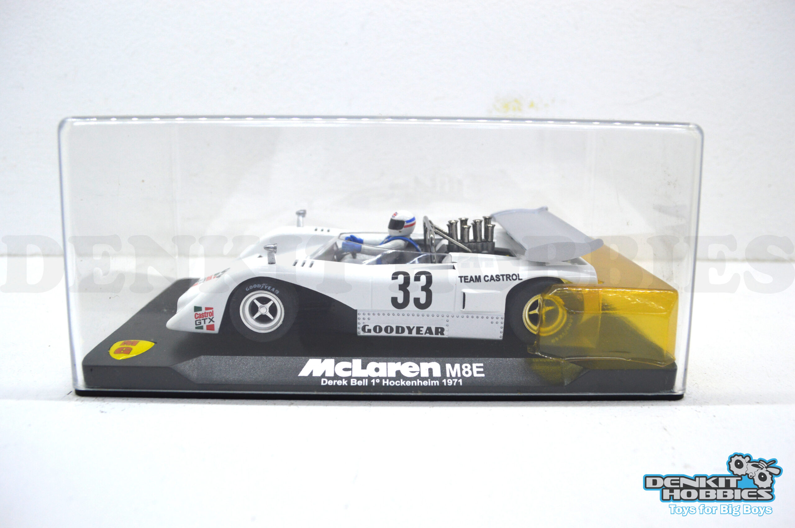 MCLAREN M8E DEREK BELL 1ST HOCKENHEIM 1971 SLOT CAR 1/32 SCALE MG VANQUISH