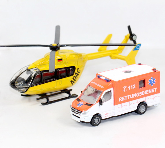 RESCUE SET 1/87 W/MERCEDES VAN - SIKU