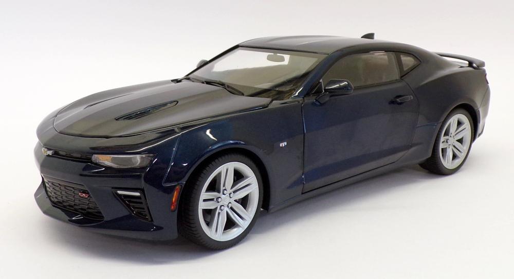 CHEVROLET CAMARO SS 2016 1/18 AUTO WORLD