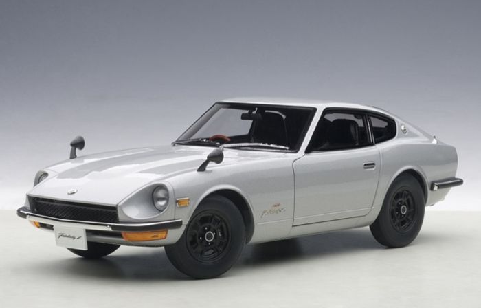 NISSAN FAIRLADY Z432 SILVER 1/18 AUTOART