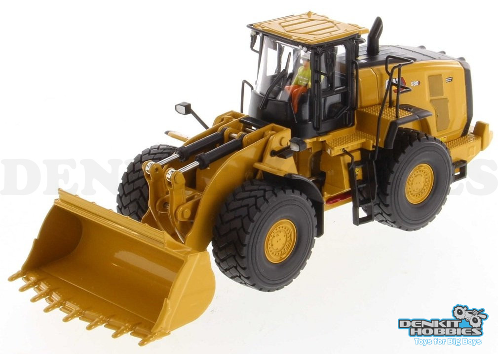 CAT 980 WHEEL LOADER HIGH LINE 1/50 DIECAST MASTERS
