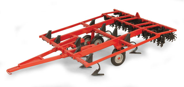 CASE RED CHISEL PLOW 1/16 ERTL