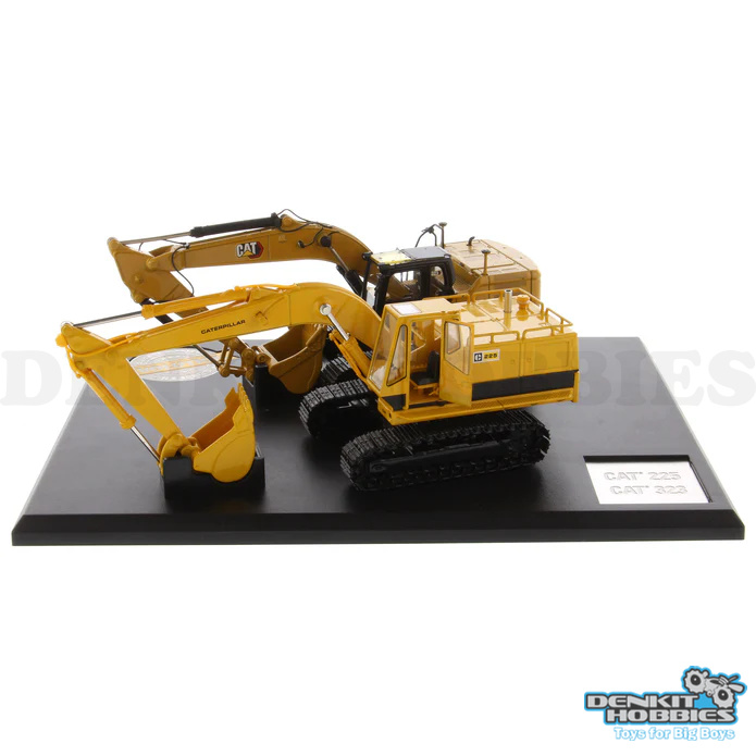 CAT 225 & 323 EXCAVATORS - EVOLUTION SERIES 1/50 SCALE DIECAST MASTERS