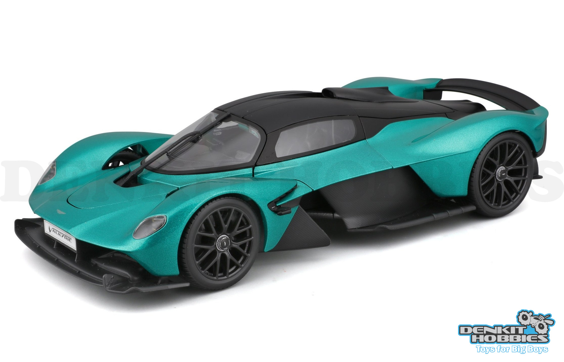 ASTON MARTIN VALKYRIE 2022 1/18 SCALE MAISTO